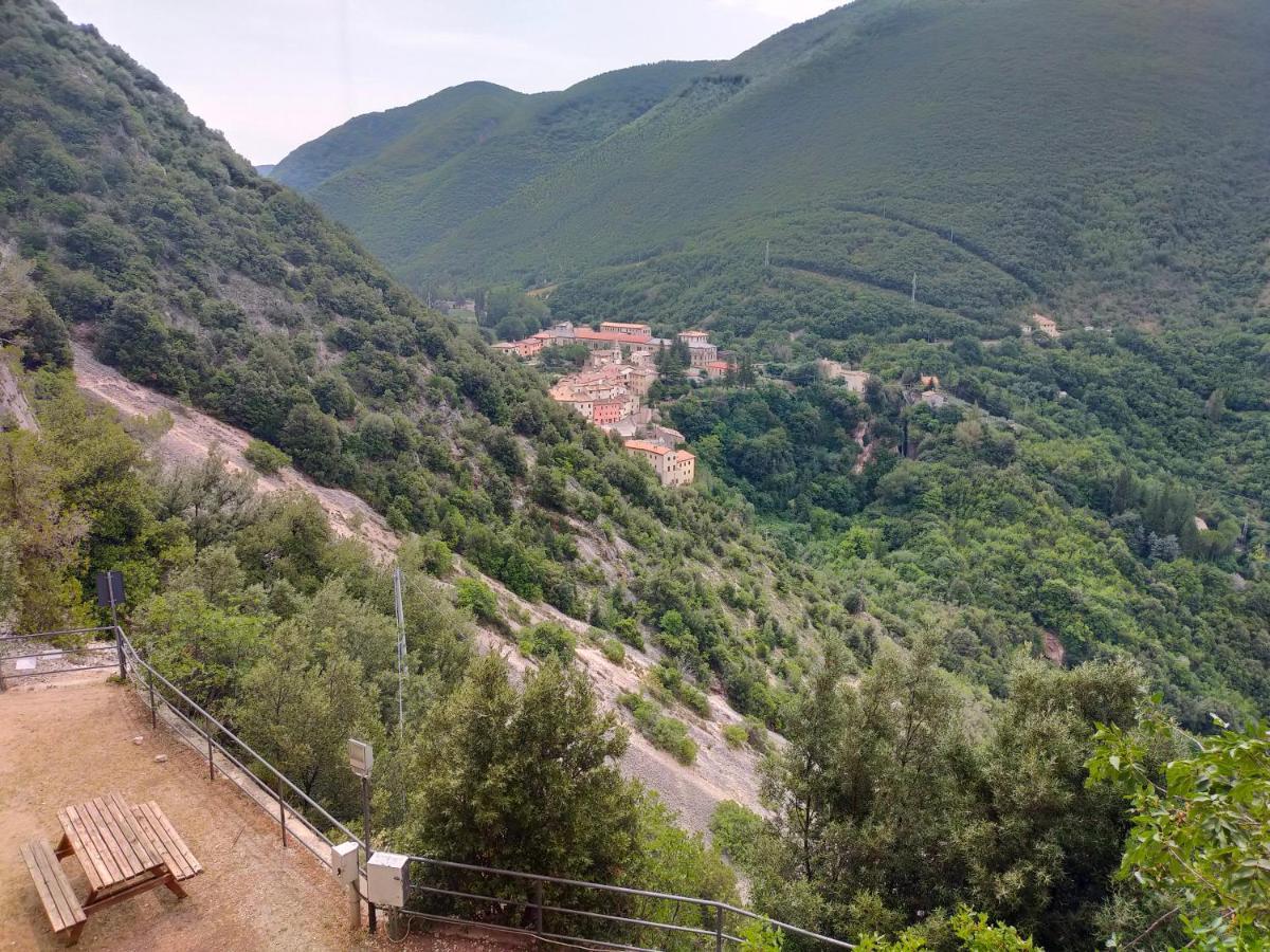 Traivicolidifoligno Hotel Екстериор снимка